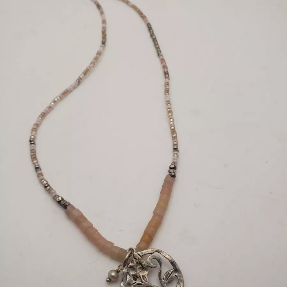 Silpada necklace consists of pink soapstone and seedbeads. It is 16" long - Picture 4 of 8